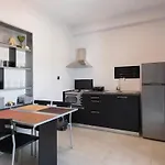 Meteoro 1 * Finikounta