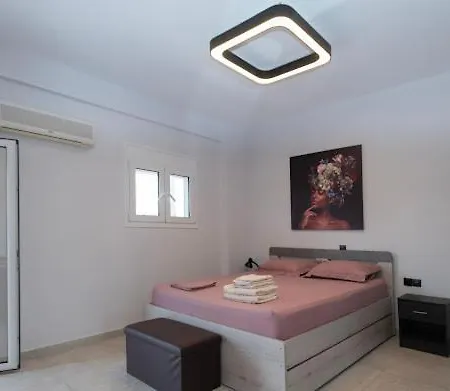 Meteoro 1 דירה פיניקונטה