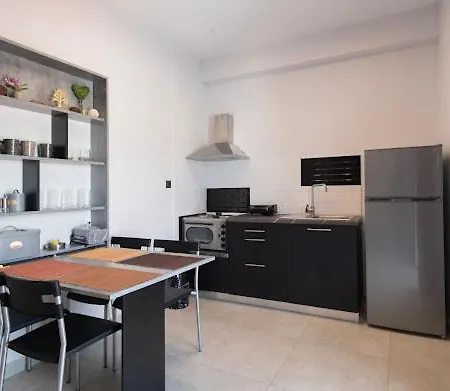 Meteoro 1 * Finikounta